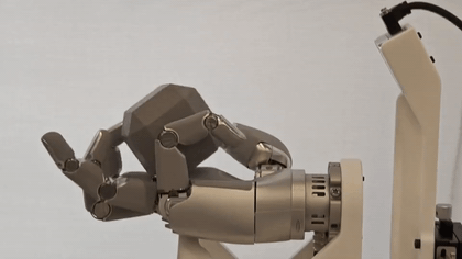 CoRL 2026重磅开源!Sharpa世界联觉模型实现真实扰动鲁棒手内操作|CoRL 2026
